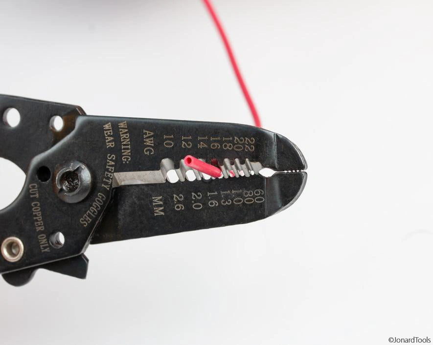 Jonard Abisolierzange 10-22 AWG JIC-1022: Anwendung 01