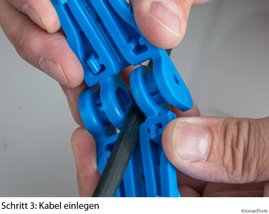 Jonard Slitter für Dropkabel FOD-2000: Anwendung 03