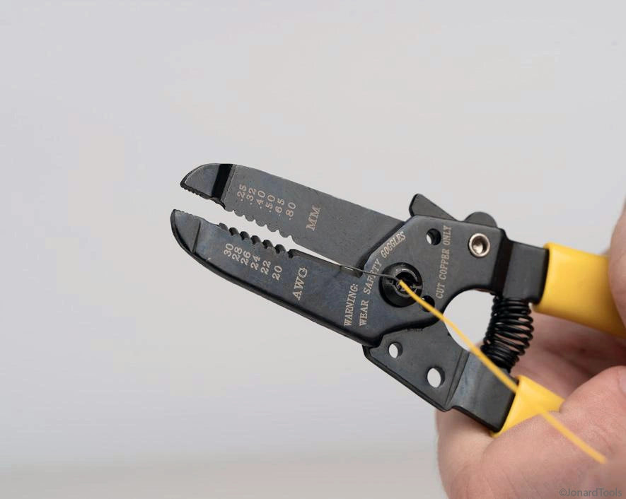 Jonard Abisolierzange JIV-2030: Anwendung 05