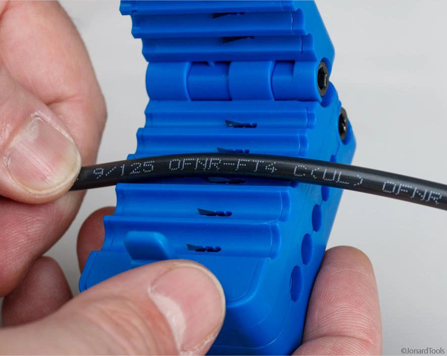 Jonard Anschneide und Abmantelwerkzeug MS-316: Anwendung 07