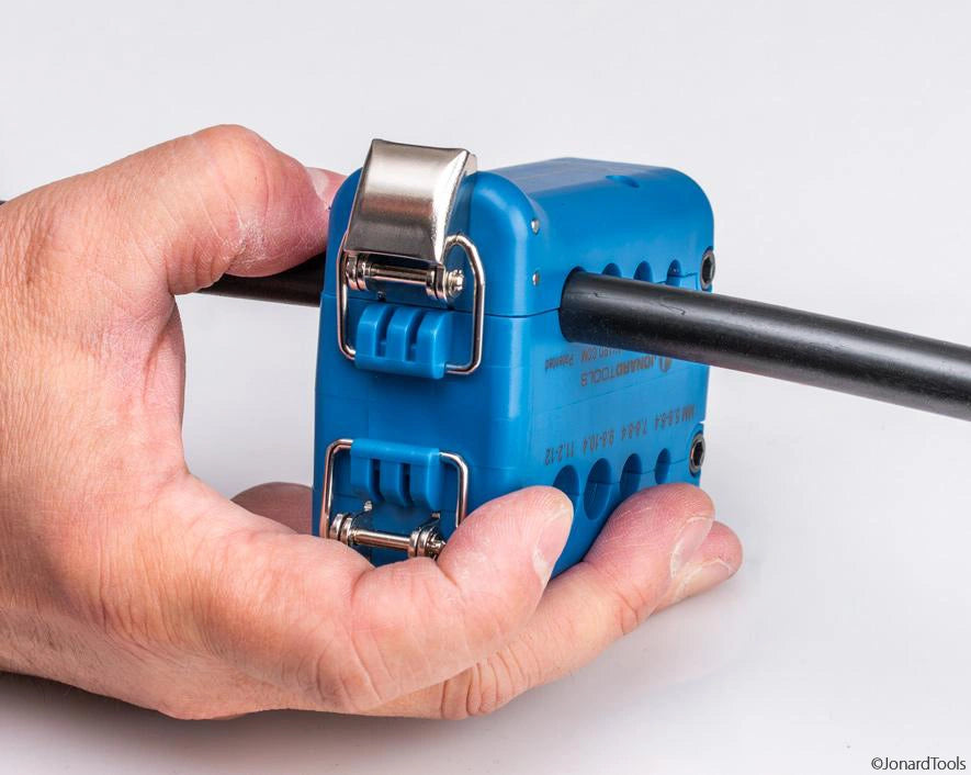 Jonard Anschneide und Abmantelwerkzeug MS-426: Anwendung 03