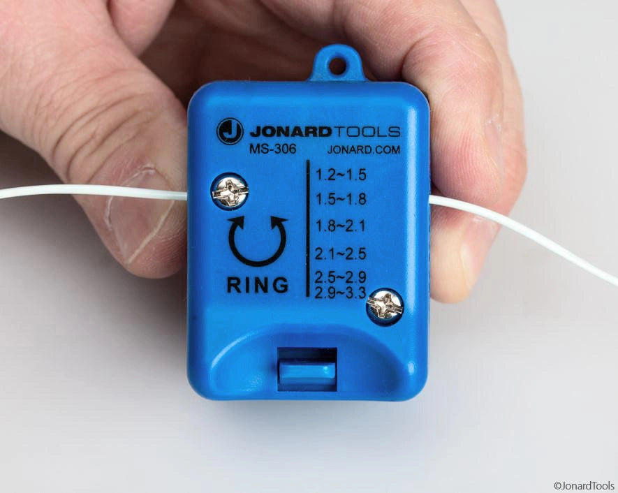 Jonard Anschneide- und Abmantelwerkeug MS-306: Anwendung 01