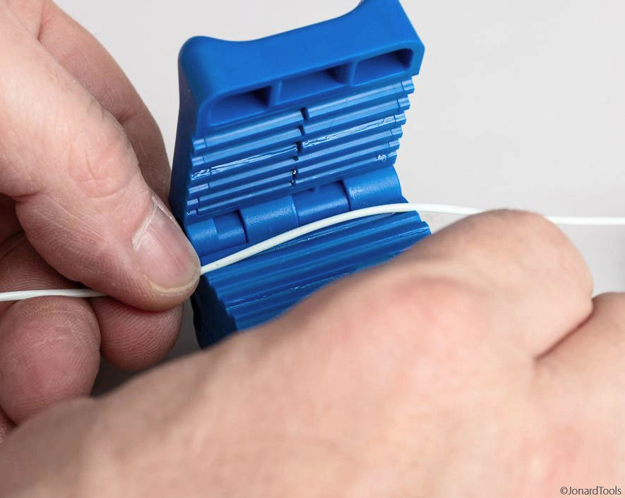 Jonard Anschneide- und Abmantelwerkeug MS-306: Anwendung 02