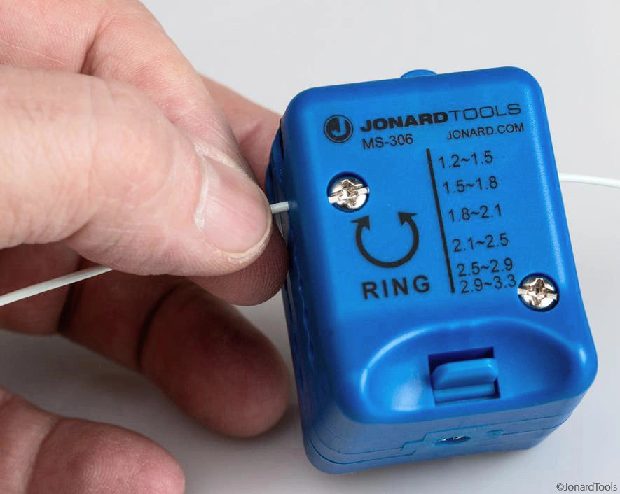 Jonard Anschneide- und Abmantelwerkeug MS-306: Anwendung 03