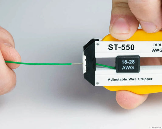Jonard ST-550 Abisolierwerkzeug 18–28 AWG: Anwendung 03