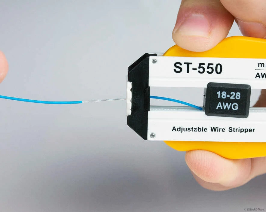 Jonard ST-550 Abisolierwerkzeug 18–28 AWG: Anwendung 06