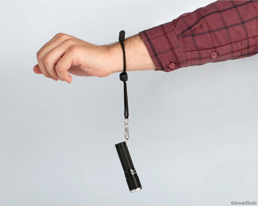 Jonard Taschenlampe FL-2000: Mit Schlüsselband am Handgelenk